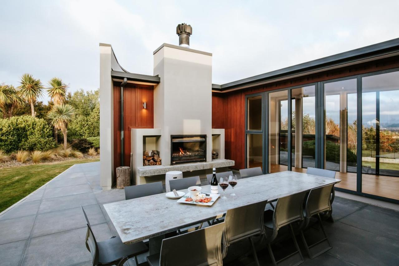 Mt Gold Retreat - Sleeps 8 - Spa Pool - Tennis Court Wanaka Exterior photo
